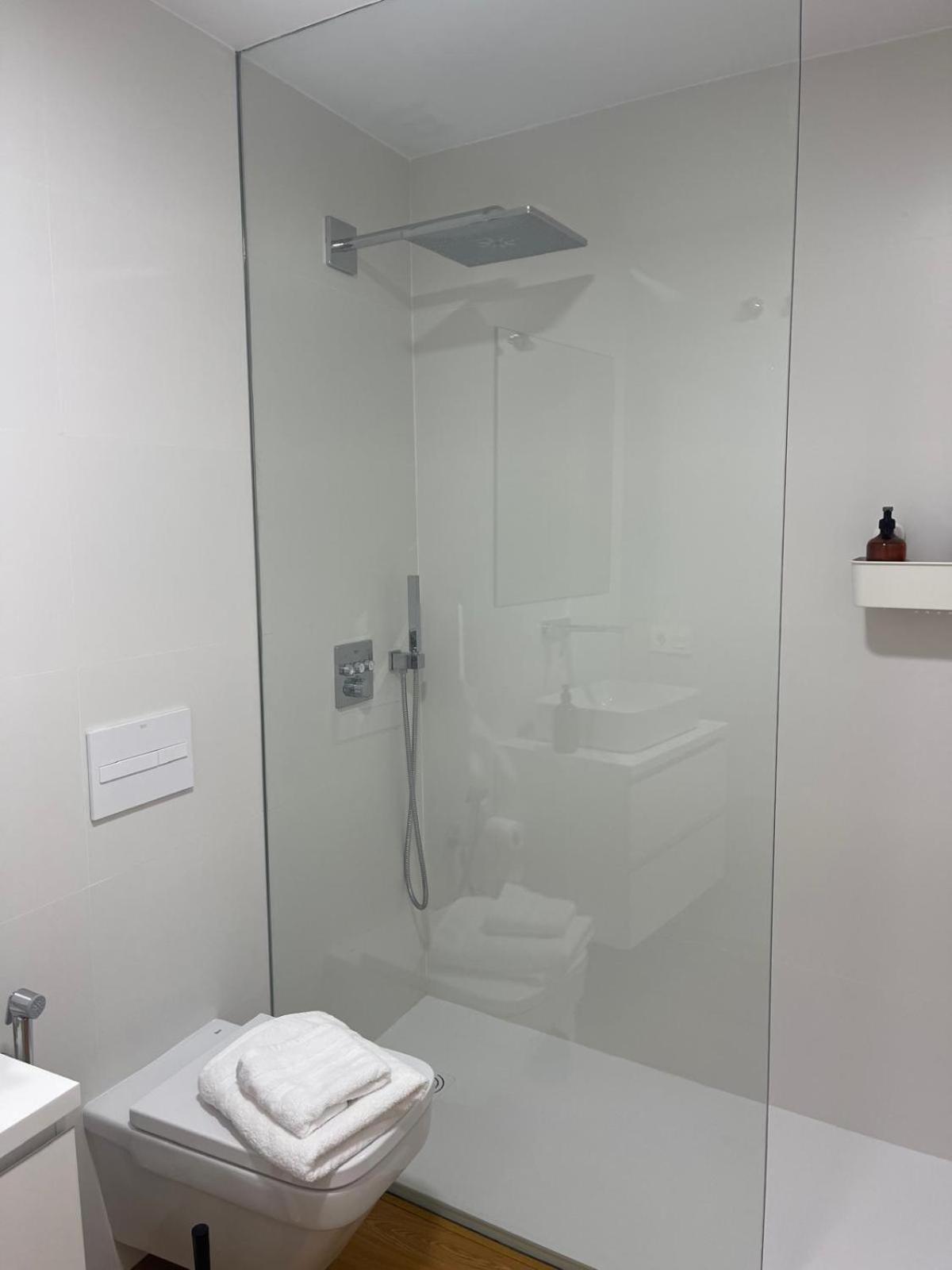 Apartamento Calle Rodrigo De Triana Con Opcion De Parking Sevilla Exterior foto