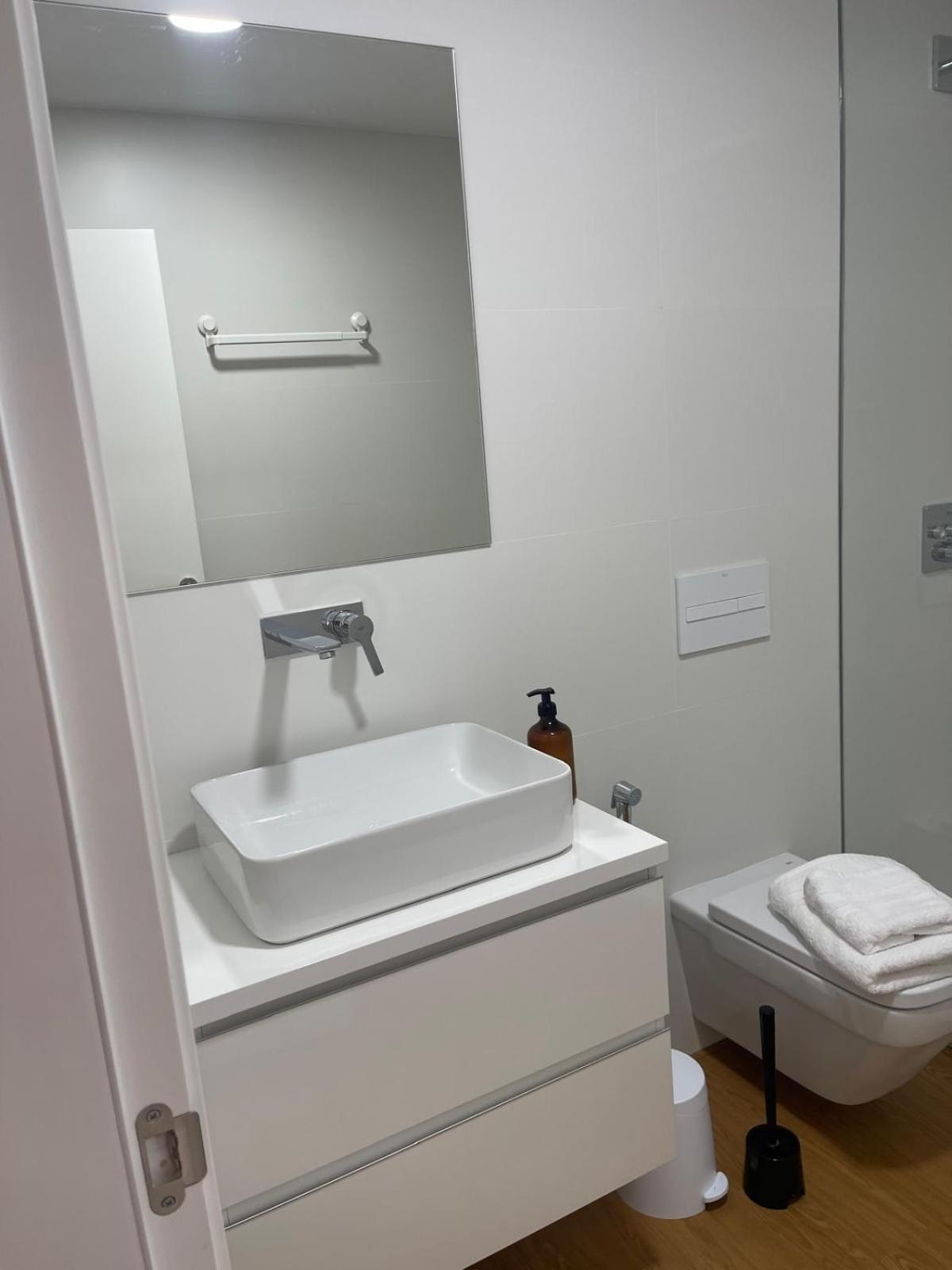 Apartamento Calle Rodrigo De Triana Con Opcion De Parking Sevilla Exterior foto