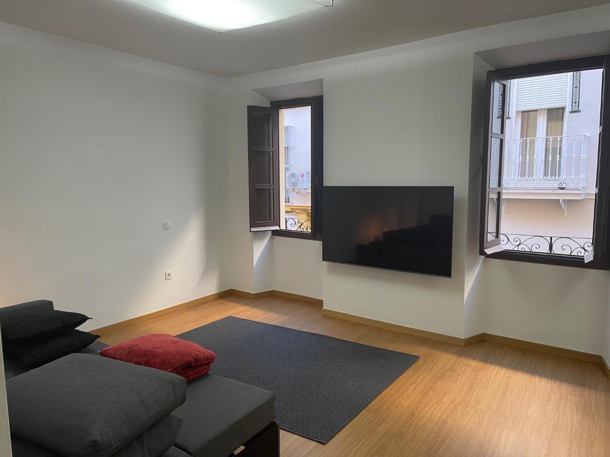 Apartamento Calle Rodrigo De Triana Con Opcion De Parking Sevilla Exterior foto