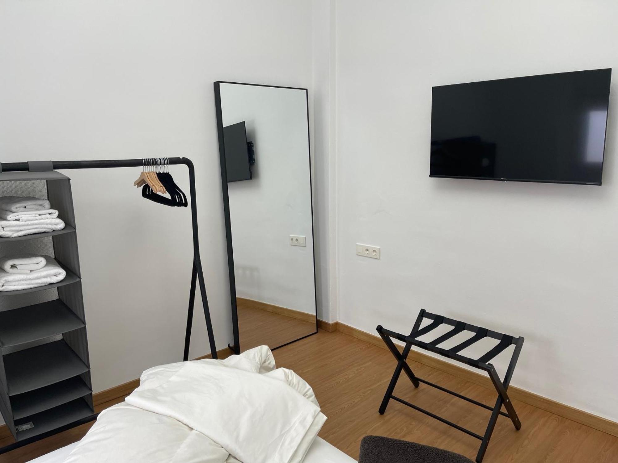 Apartamento Calle Rodrigo De Triana Con Opcion De Parking Sevilla Exterior foto